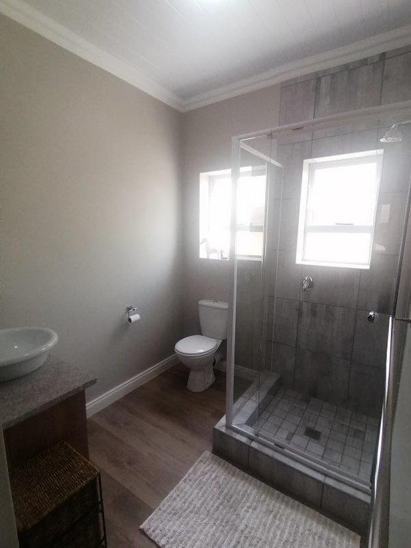 5 Bedroom Property for Sale in Monte Christo Western Cape